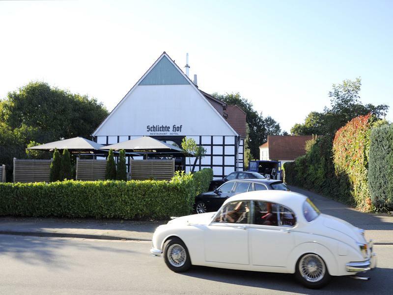 Schlichte Hof Gmbh Bielefeld Exterior foto